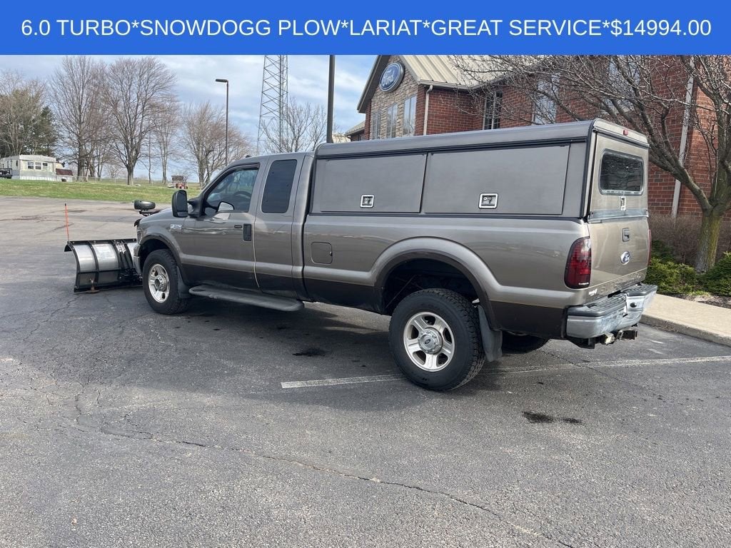 2005 Ford Super Duty F-350 SRW Lariat
