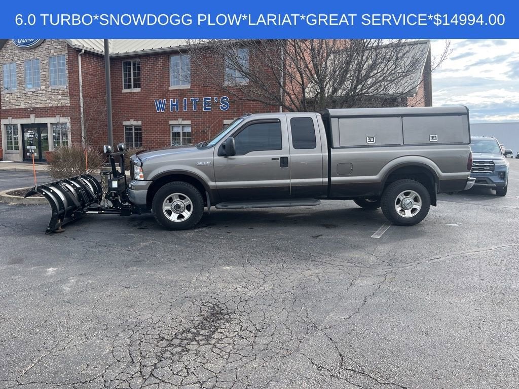 2005 Ford Super Duty F-350 SRW Lariat