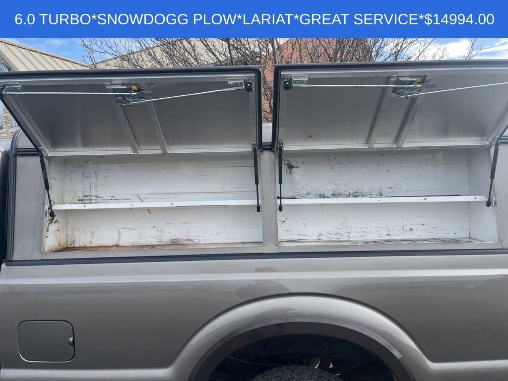 2005 Ford Super Duty F-350 SRW Lariat