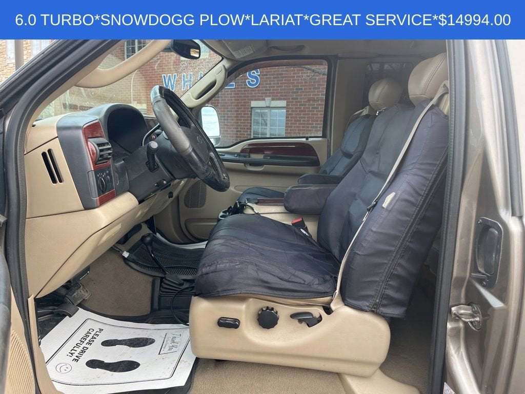 2005 Ford Super Duty F-350 SRW Lariat