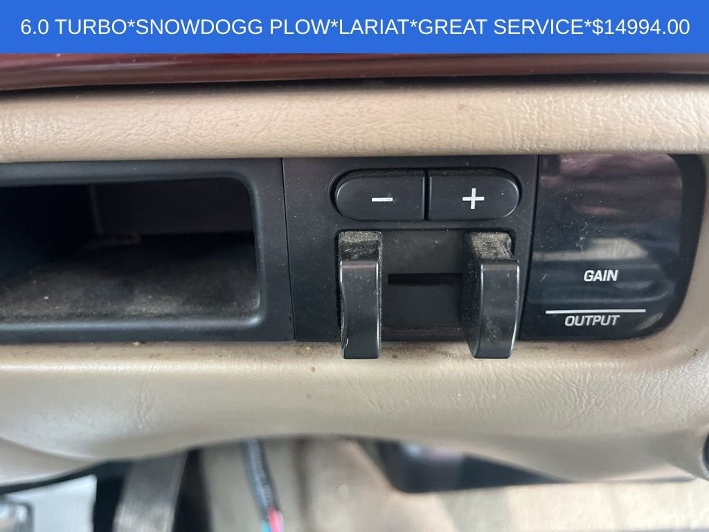 2005 Ford Super Duty F-350 SRW Lariat