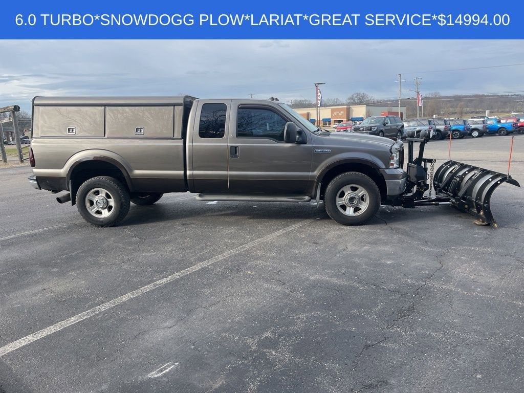 2005 Ford Super Duty F-350 SRW Lariat