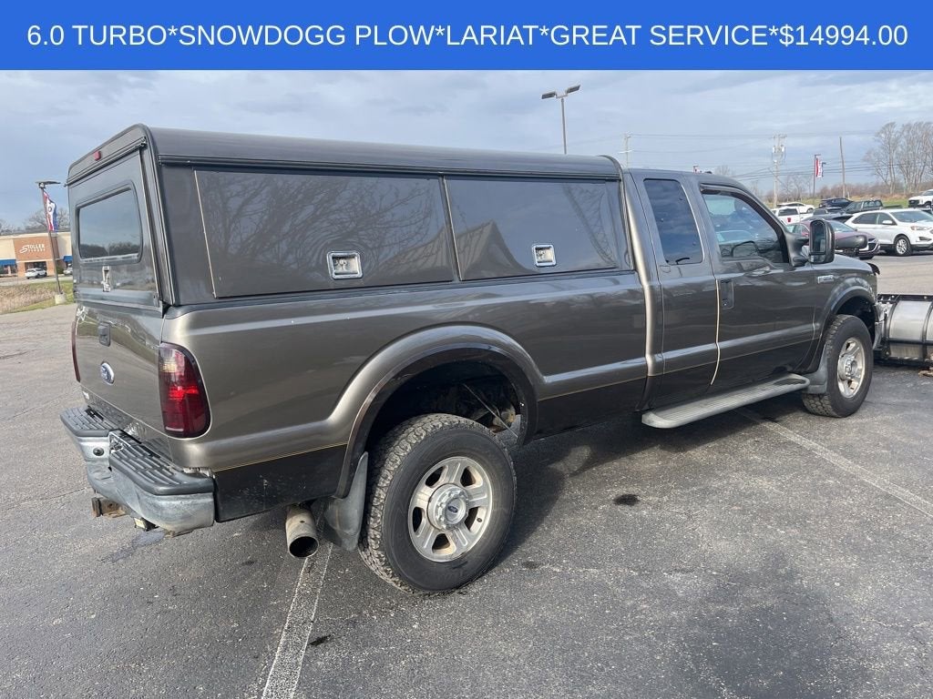 2005 Ford Super Duty F-350 SRW Lariat