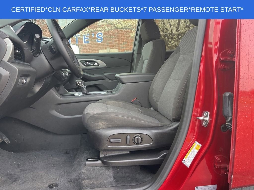 2023 Chevrolet Traverse LT Cloth