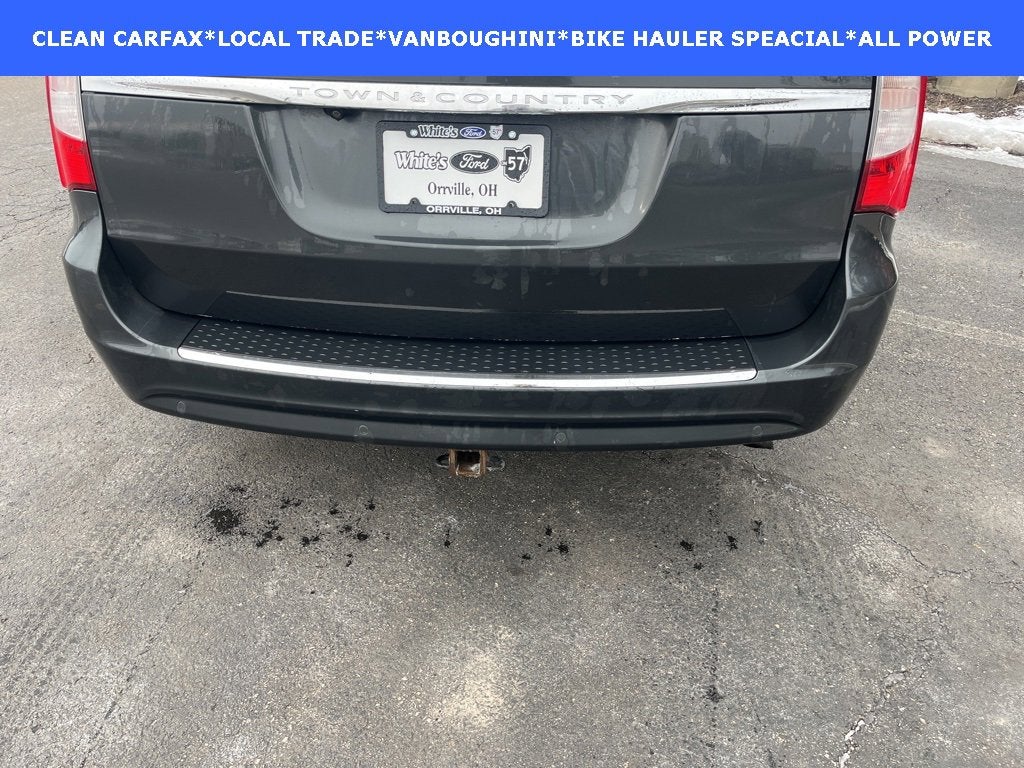 2012 Chrysler Town & Country Touring