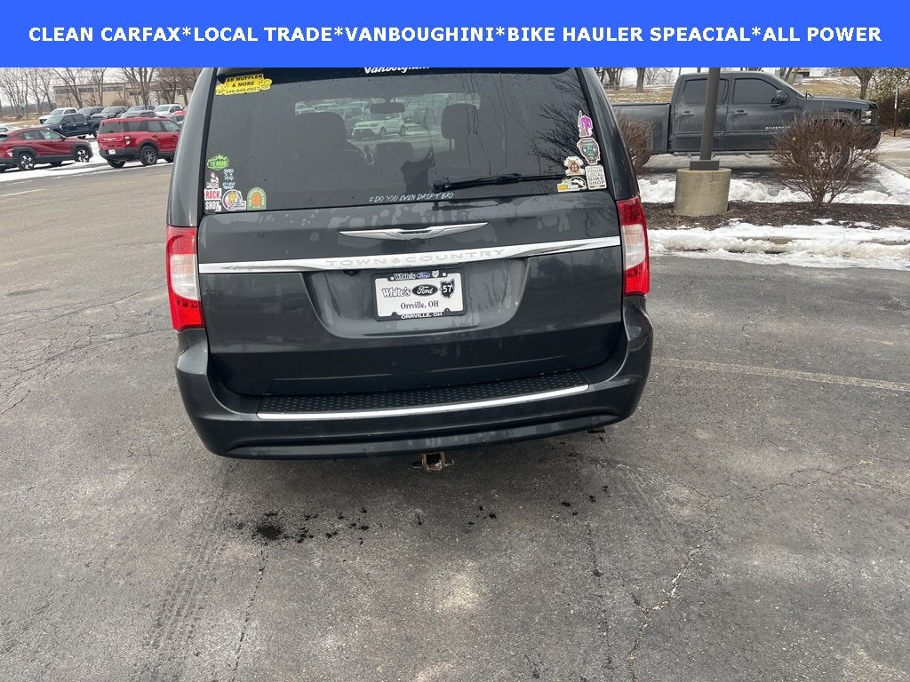 2012 Chrysler Town & Country Touring