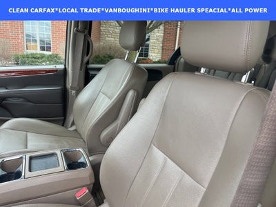 2012 Chrysler Town & Country Touring