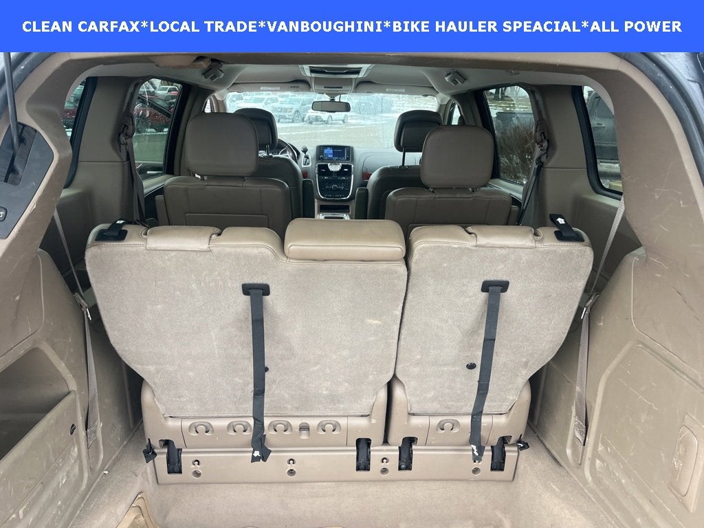 2012 Chrysler Town & Country Touring