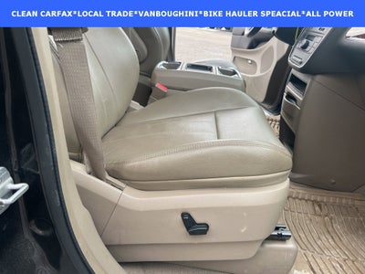 2012 Chrysler Town & Country Touring