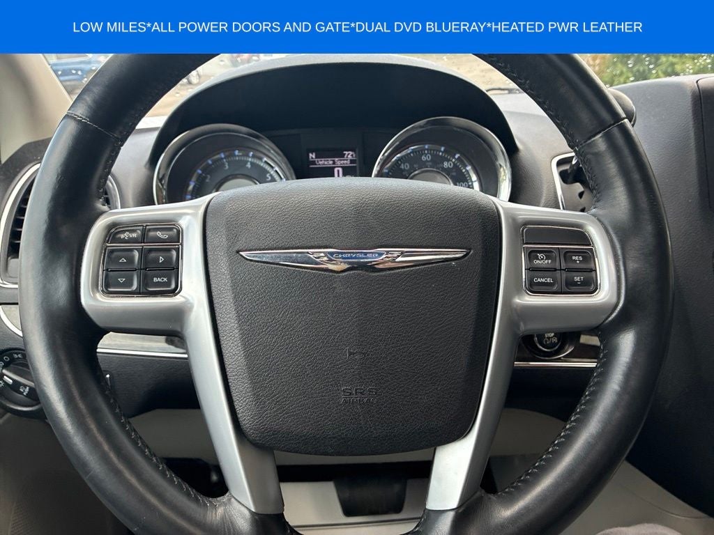 2013 Chrysler Town & Country Touring-L