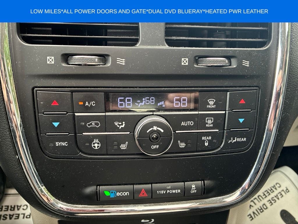 2013 Chrysler Town & Country Touring-L