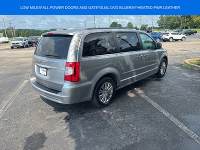 2013 Chrysler Town & Country Touring-L