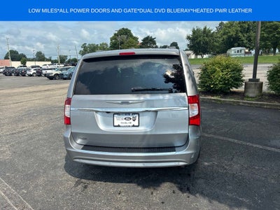 2013 Chrysler Town & Country Touring-L
