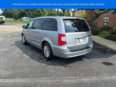2013 Chrysler Town & Country Touring-L