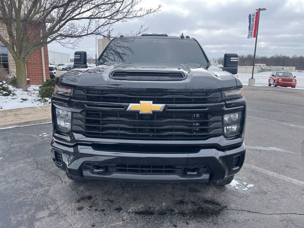 2024 Chevrolet Silverado 2500HD Custom