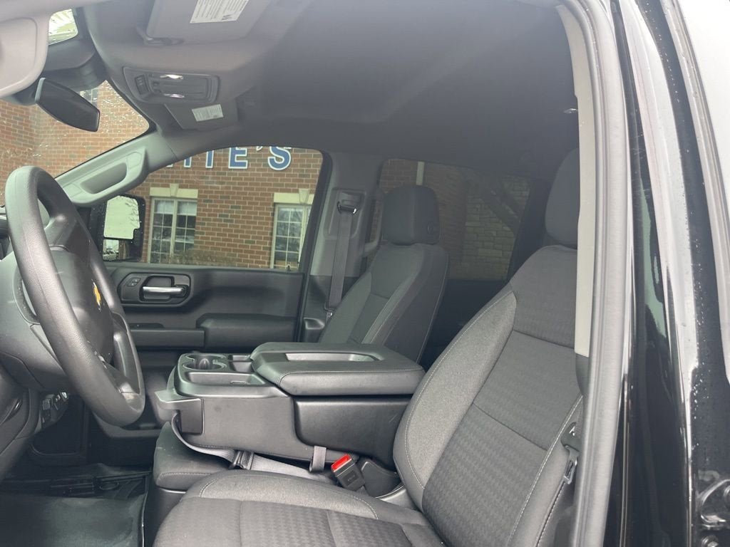 2024 Chevrolet Silverado 2500HD Custom