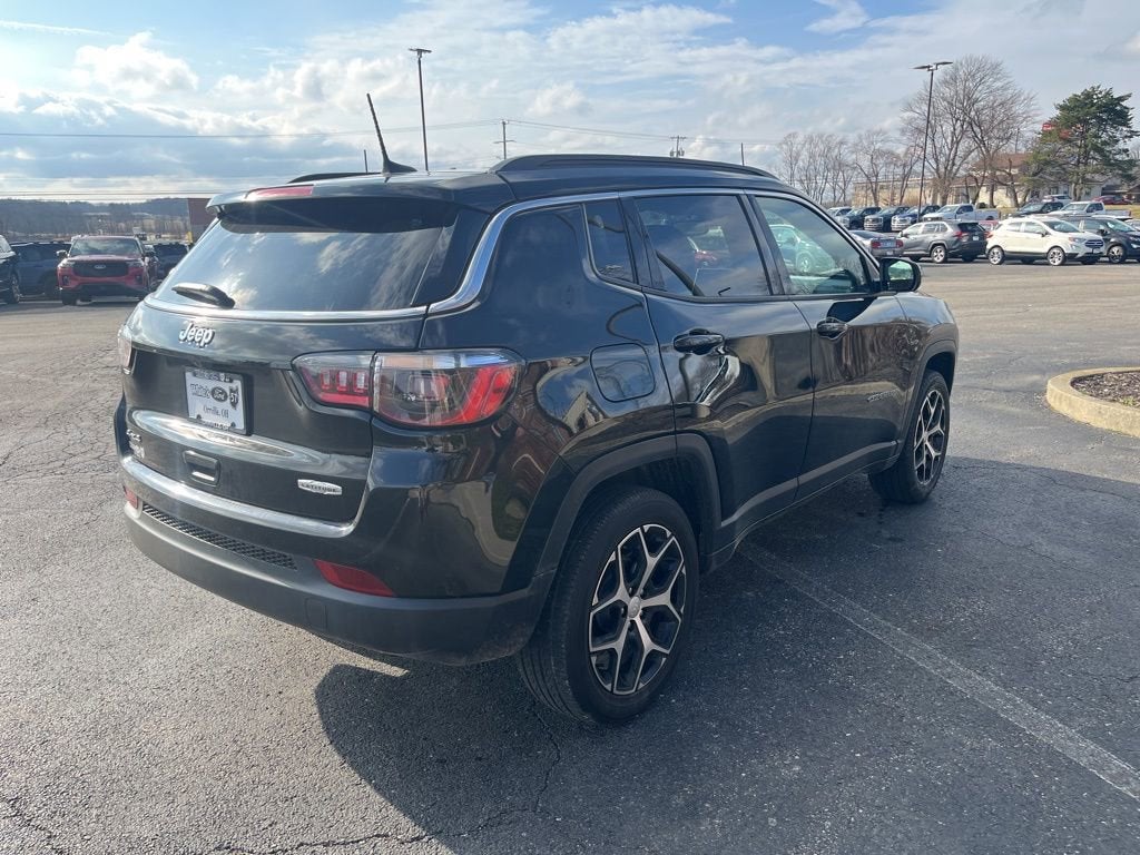 2024 Jeep Compass Latitude