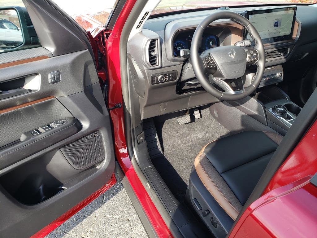 2025 Ford Bronco Sport Outer Banks 4x4