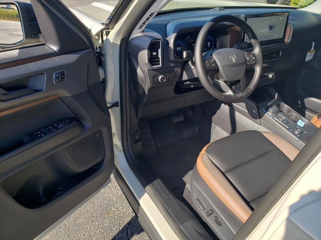 2025 Ford Bronco Sport Outer Banks 4x4