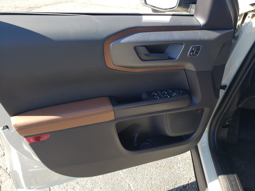 2025 Ford Bronco Sport Outer Banks 4x4