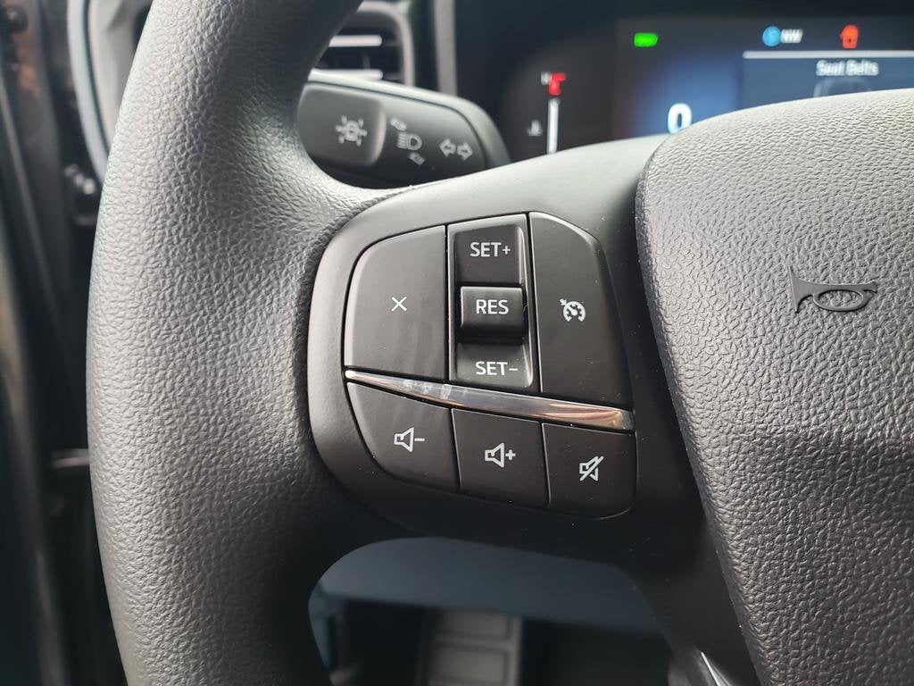 2025 Ford Maverick XL AWD SuperCrew