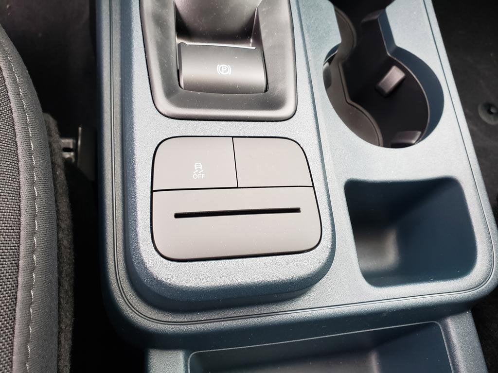 2025 Ford Maverick XL AWD SuperCrew