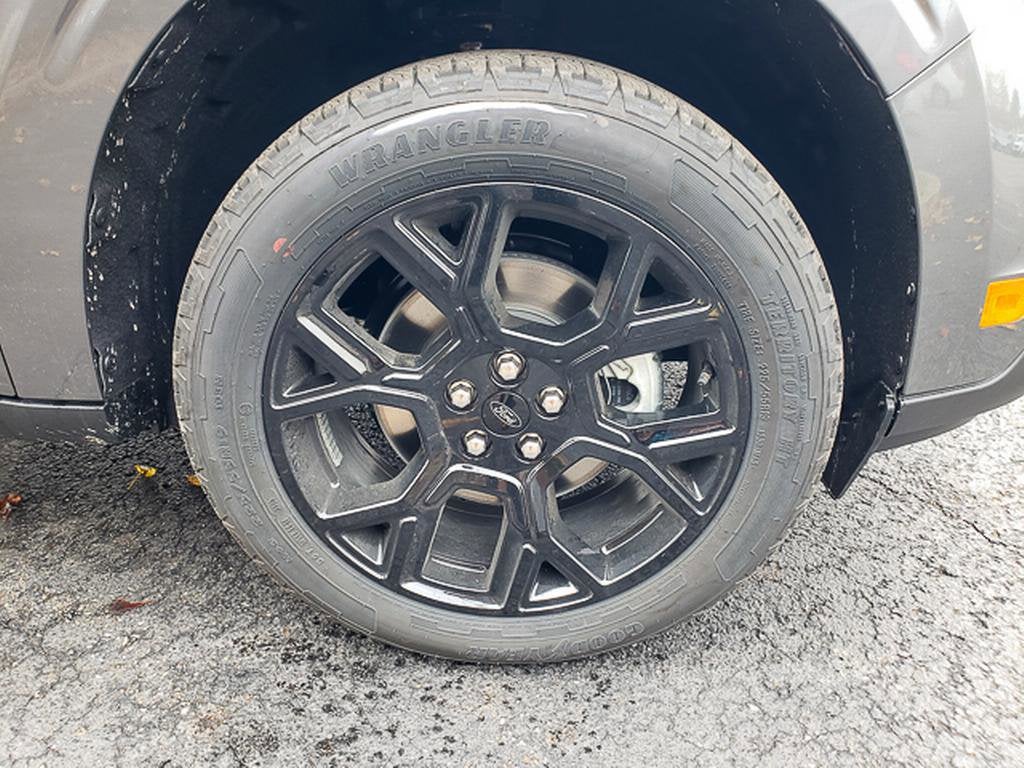 2025 Ford Maverick XLT AWD SuperCrew