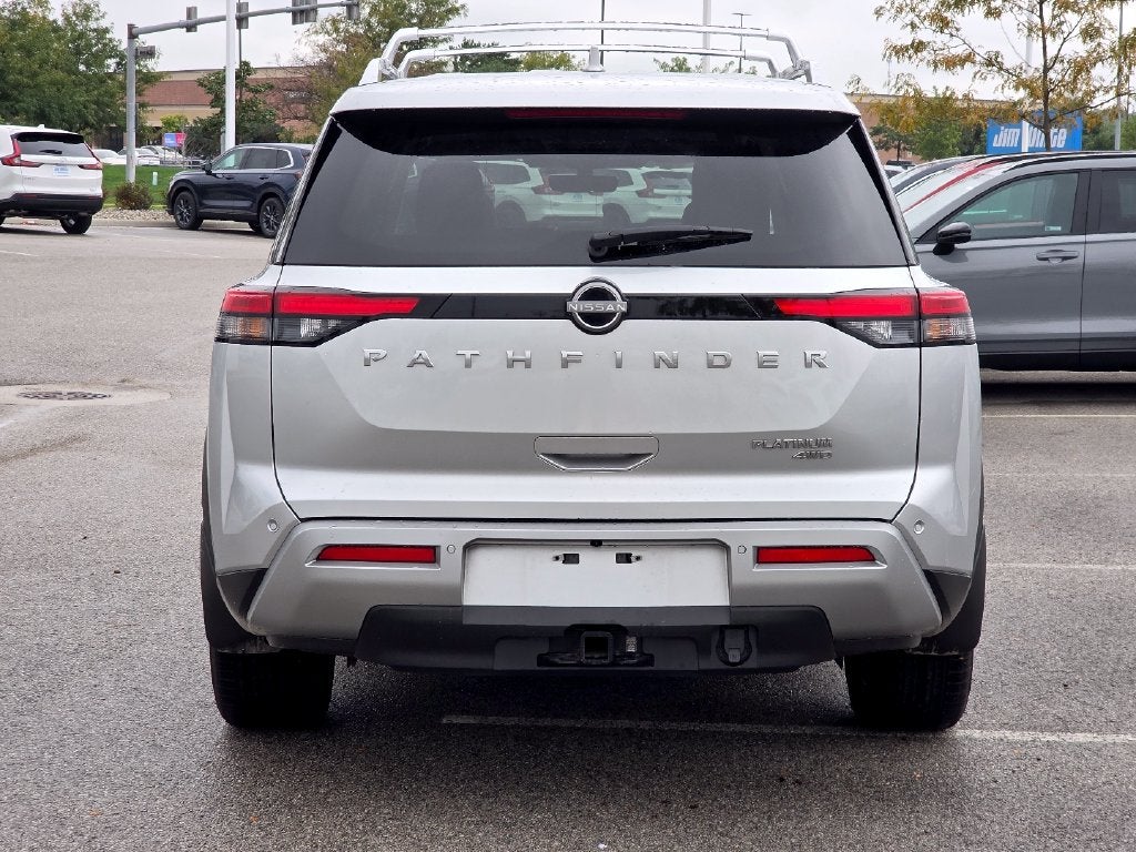 2023 Nissan Pathfinder Platinum
