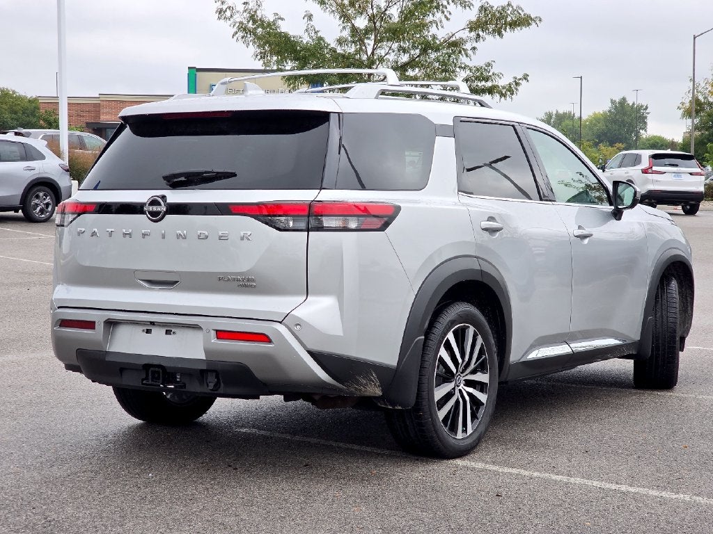 2023 Nissan Pathfinder Platinum