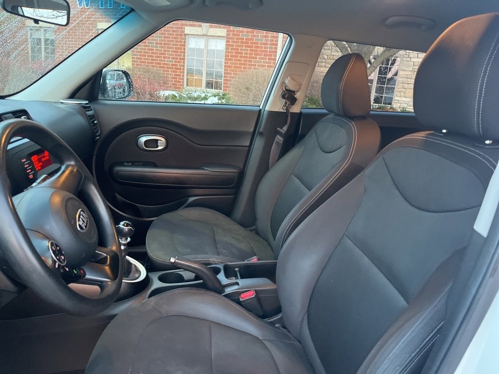 2016 Kia Soul Base