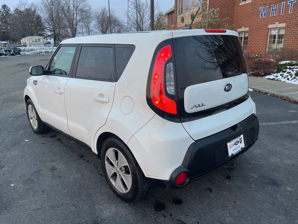 2016 Kia Soul Base